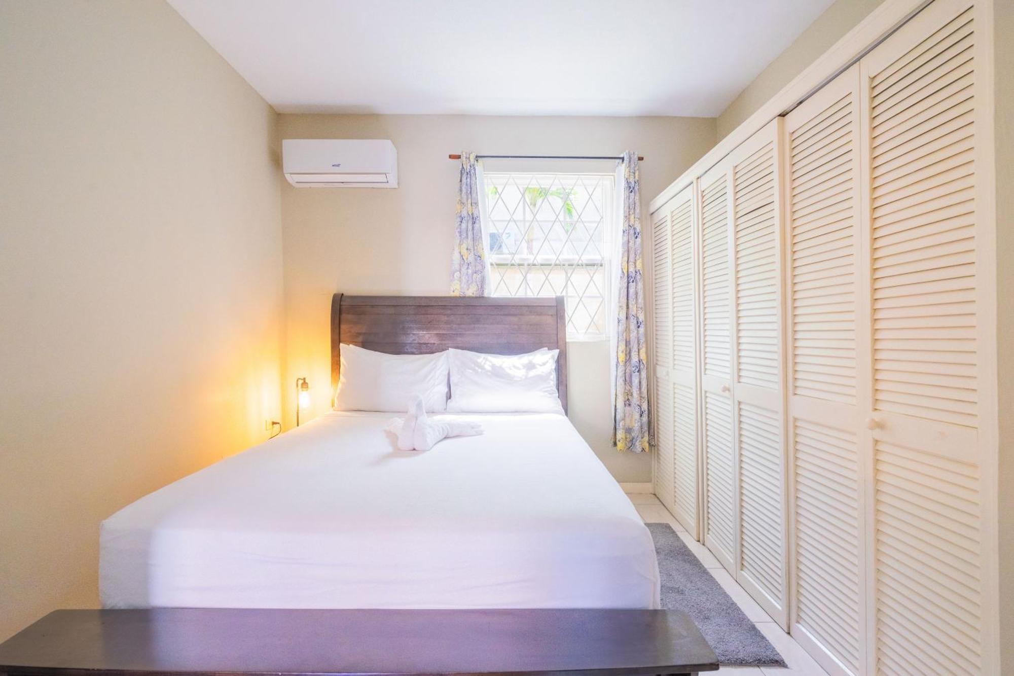 Musgrave Annex- Comfy 1 Bedroom Apartment On The Ground Floor 金斯敦 外观 照片
