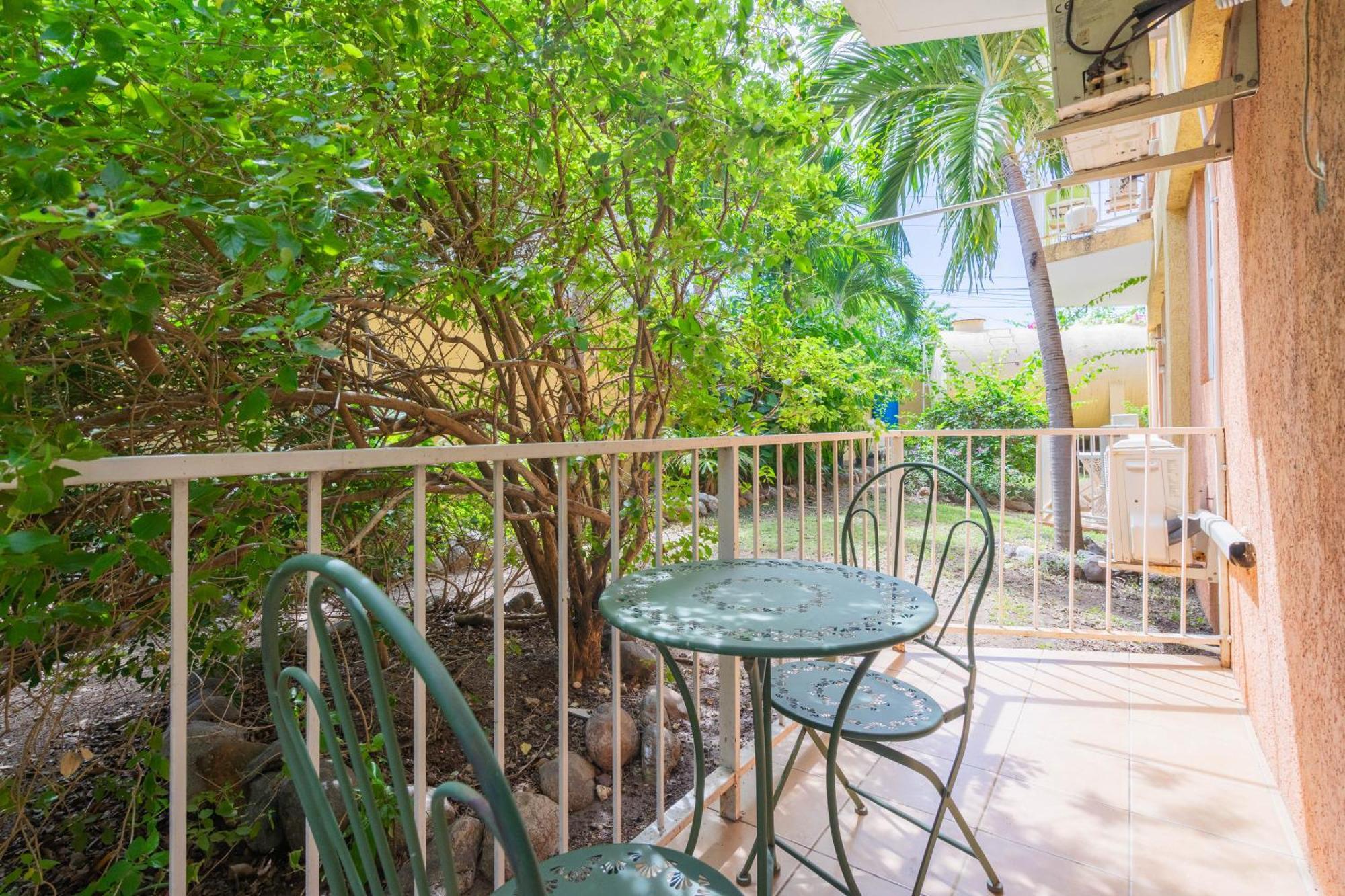 Musgrave Annex- Comfy 1 Bedroom Apartment On The Ground Floor 金斯敦 外观 照片
