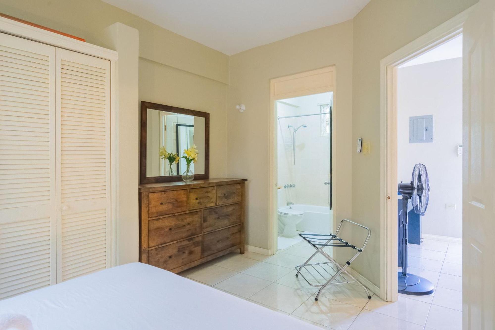 Musgrave Annex- Comfy 1 Bedroom Apartment On The Ground Floor 金斯敦 外观 照片